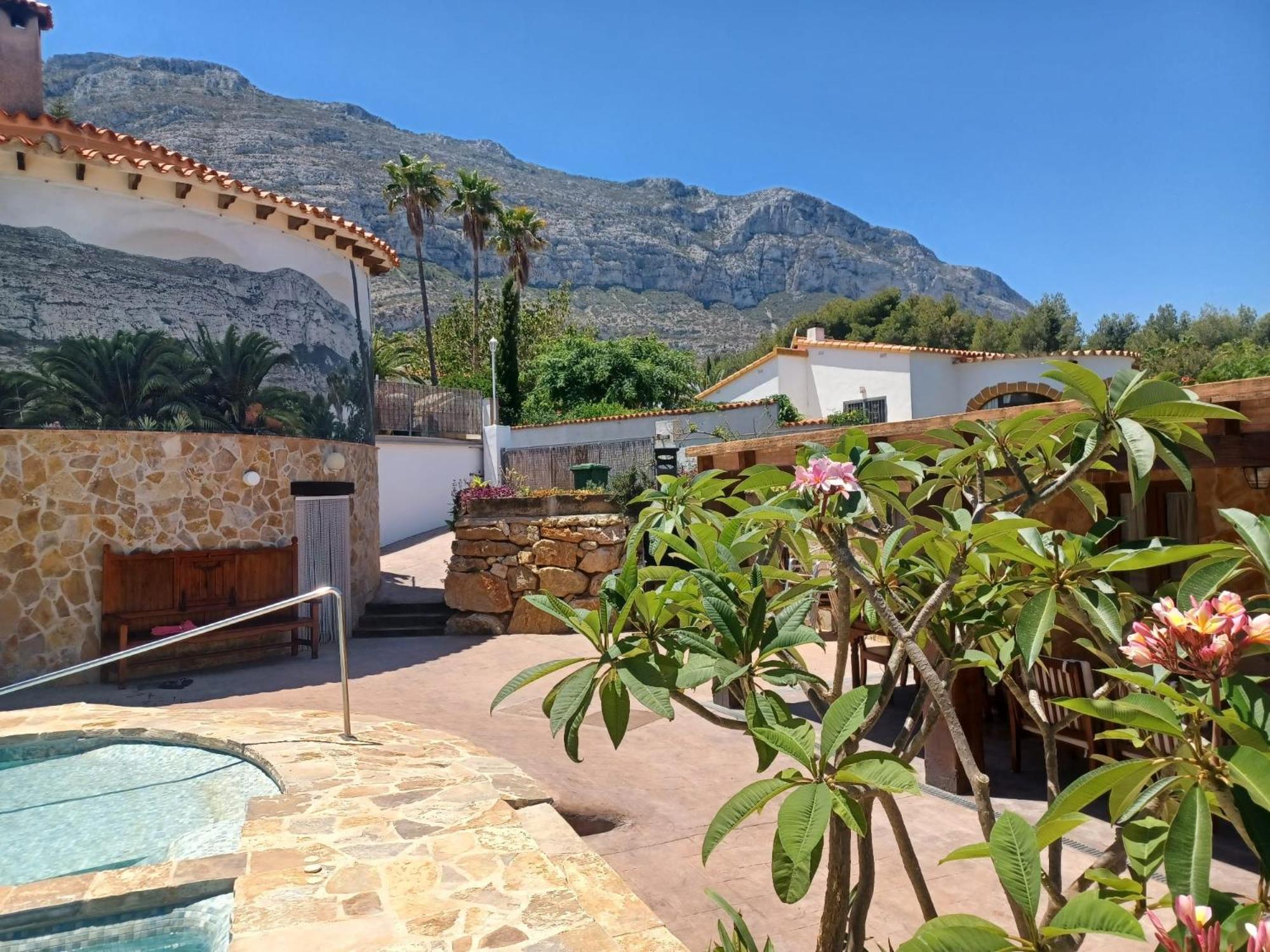 Apartamentos Montgo Denia Dış mekan fotoğraf